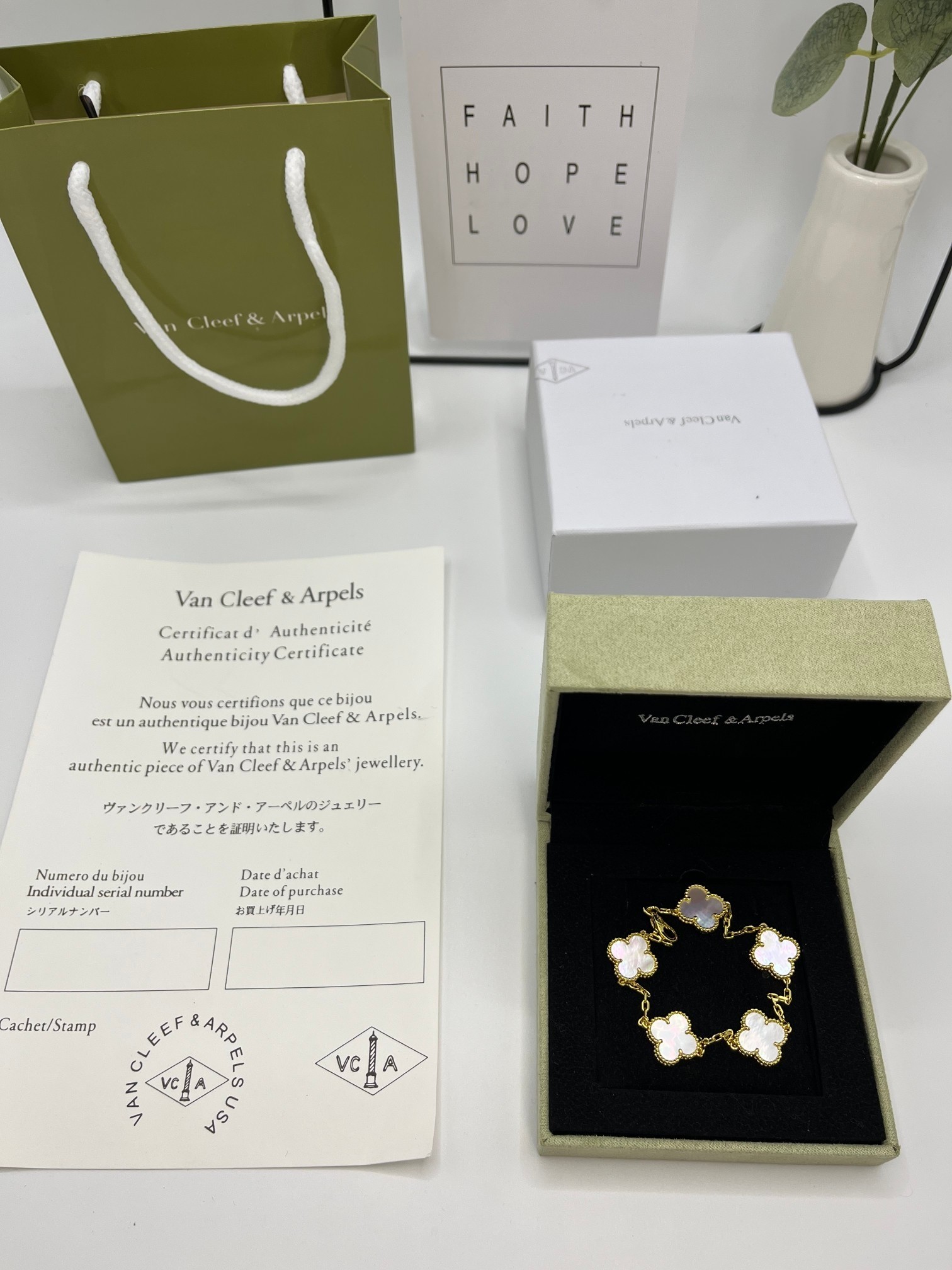 Vintage Alhambra bracelet, 5 motifs