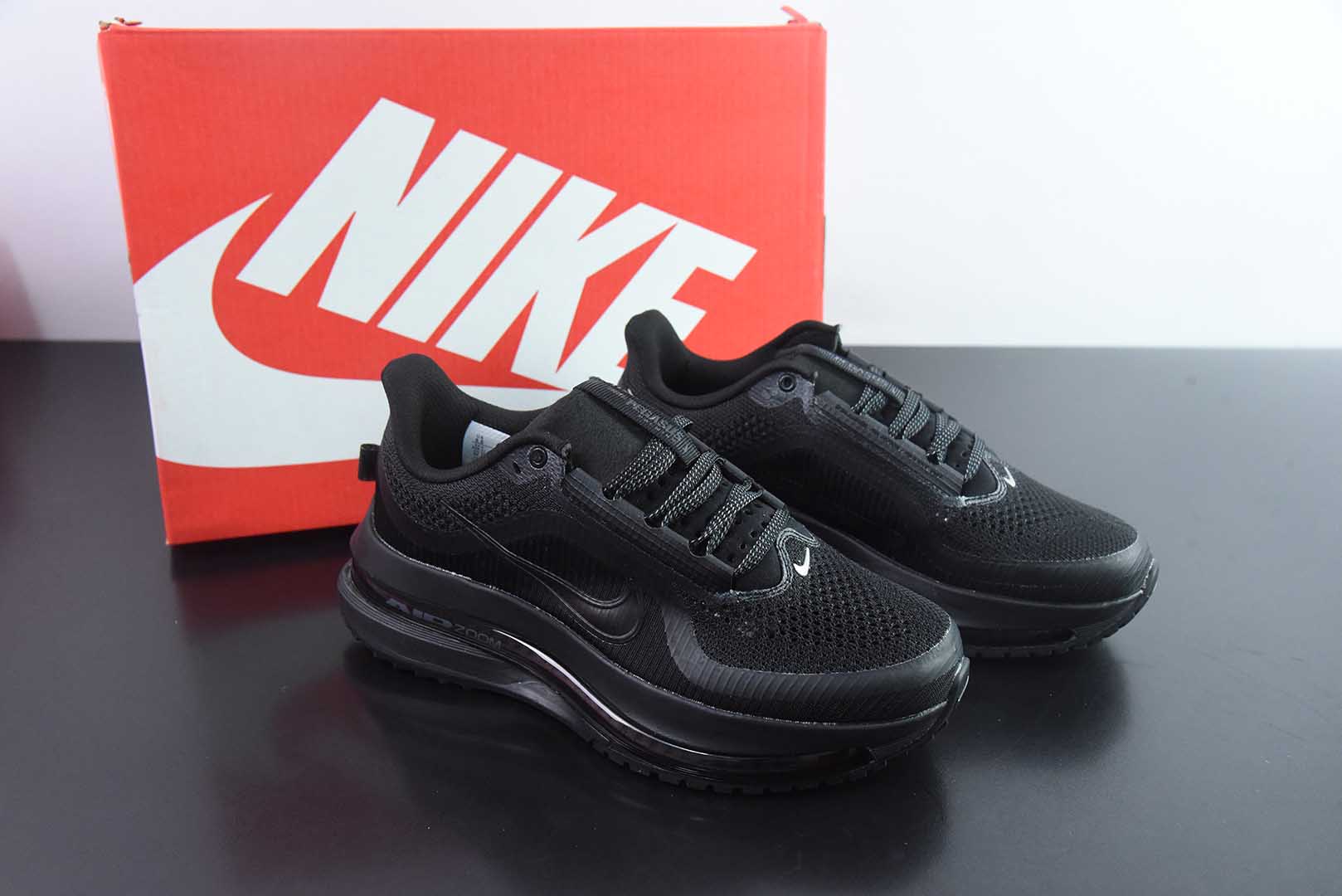 Nike Air Zoom Pegasus Premium